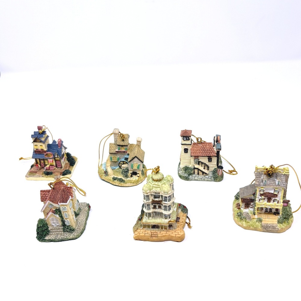 Vintage Christmas Ornaments. See Description and Photos for Information. - Picture 14 of 16